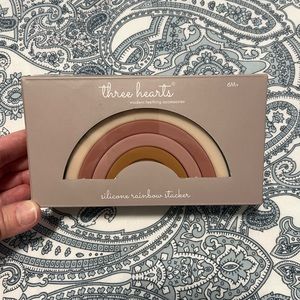 Silicone rainbow stacker teether